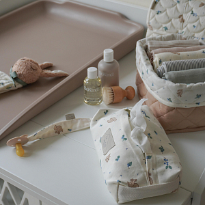 Контейнер для влажных салфеток Cam Cam Copenhagen "Blueberries", молочный